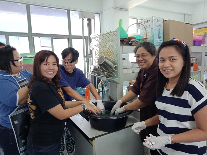 การแลกเปลี่ยนเรียนรู้การย้อมครามธรรมชาติ